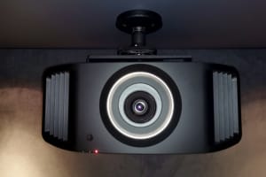 Проектор для домашнего кинотеатра Проектор для домашнего кинотеатра